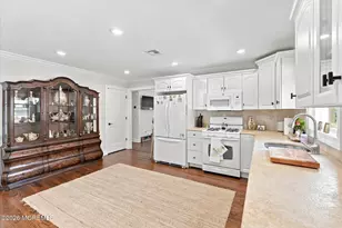 2006 Fairway Dr, Spring Lake, NJ 07762 - Photo 10