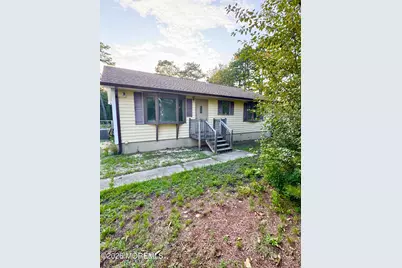 198 Grand Central Parkway, Berkeley, NJ 08721 - Photo 1