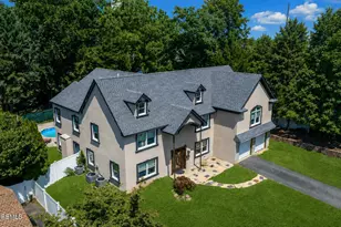 101 Oxford Ln, Aberdeen Township, NJ 07747 - Photo 1