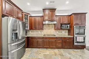 17 Legacy Ct, Freehold, NJ 07728 - Photo 20