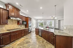 17 Legacy Ct, Freehold, NJ 07728 - Photo 18