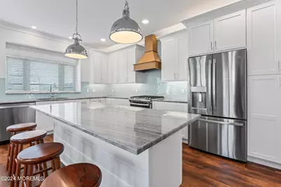 95 Bay Avenue #6, Highlands, NJ 07732 - Photo 2