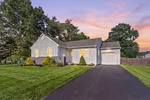 1461 Iroquois Ct S, Toms River Township, NJ 08755 - Photo 1