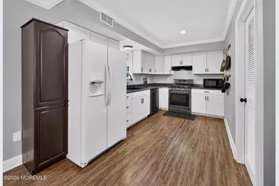 370 Elm Lane, Brick, NJ 08723 - Photo 10