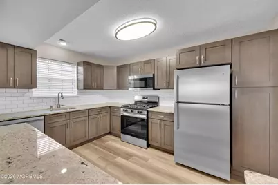 83 Tulip Lane, Freehold, NJ 07728 - Photo 10