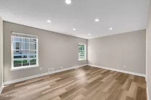 83 Tulip Ln, Freehold, NJ 07728 - Photo 24