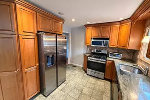 7 Carole Dr, Oakhurst, NJ 07755 - Photo 10