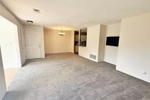 55 Frontier Way, Tinton Falls, NJ 07753 - Photo 4