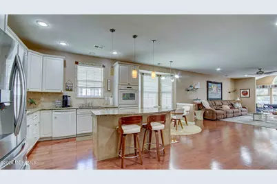 28 Silver Charm Road, Manalapan Township, NJ 07726 - Photo 10
