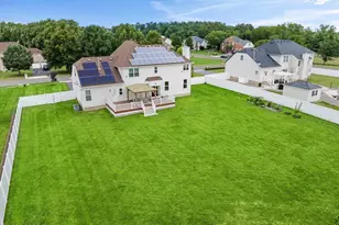 354 Hutchinson Dr, Freehold, NJ 07728 - Photo 38