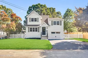 2220 Mahoney Dr, Point Pleasant, NJ 08742 - Photo 2