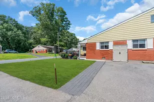 18 A Robin St, Manchester Township, NJ 08759 - Photo 8