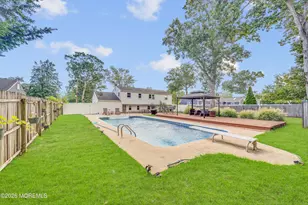 864 Roundtree Dr, Toms River Township, NJ 08753 - Photo 24
