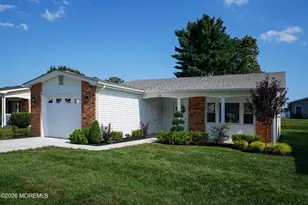 138 Courtshire Dr, Brick, NJ 08723 - Photo 2