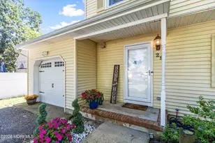 29 Bay View Dr, Brick, NJ 08723 - Photo 2