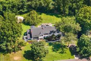 61 Laurelwood Dr, Colts Neck Township, NJ 07722 - Photo 4