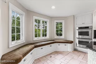 61 Laurelwood Dr, Colts Neck Township, NJ 07722 - Photo 16