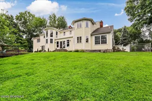 61 Laurelwood Dr, Colts Neck Township, NJ 07722 - Photo 54
