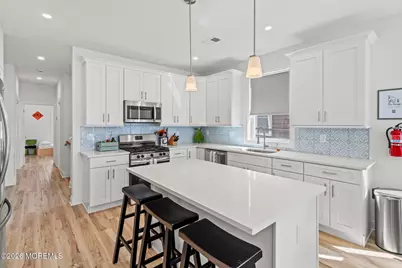 62 Franklin Avenue, Seaside Heights, NJ 08751 - Photo 2