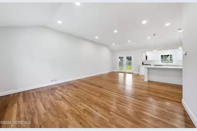 312 Edgemoor Road, Belford, NJ 07718 - Photo 6