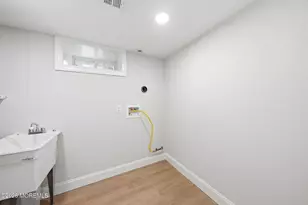 312 Edgemoor Rd, Belford, NJ 07718 - Photo 30