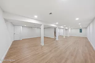 312 Edgemoor Rd, Belford, NJ 07718 - Photo 26