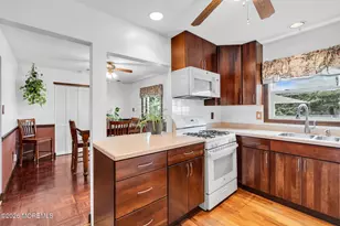 43 Railroad Ave, Beachwood, NJ 08722 - Photo 18