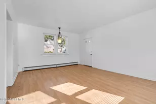 94 Neptune Pl, Laurence Harbor, NJ 08879 - Photo 6