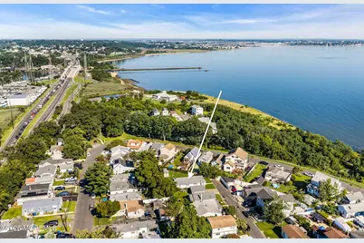 94 Neptune Place, Laurence Harbor, NJ 08879 - Photo 24