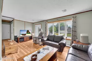 245 Falcon Dr, Little Egg Harbor, NJ 08087 - Photo 4