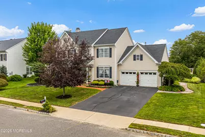 31 Woodstown Drive, Freehold, NJ 07728 - Photo 4