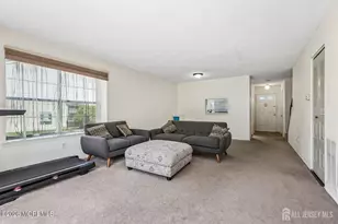 289 Bromley Pl, East Brunswick Township, NJ 08816 - Photo 4