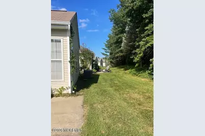 28 Spring Meadow Drive, Lakewood, NJ 08701 - Photo 30
