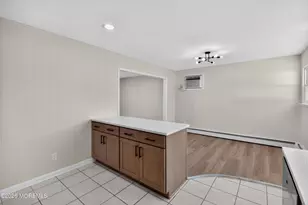 21 Monmouth St, Hazlet Township, NJ 07730 - Photo 14
