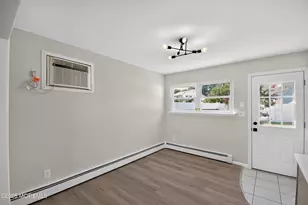 21 Monmouth St, Hazlet Township, NJ 07730 - Photo 18