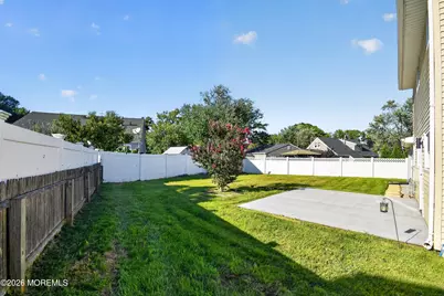 21 Monmouth Street, Hazlet Township, NJ 07730 - Photo 28