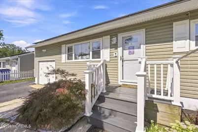 401 Applegate Avenue, Toms River Township, NJ 08757 - Photo 2