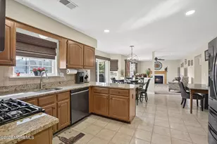 452 Meadowood Rd, Jackson, NJ 08527 - Photo 10