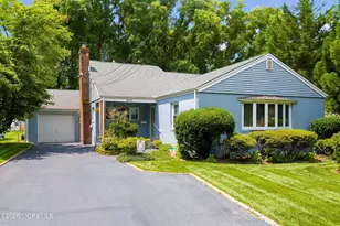303 Florence Rd, Middletown, NJ 07748 - Photo 6