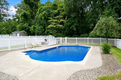 303 Florence Road, Middletown, NJ 07748 - Photo 34