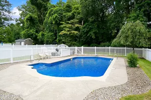 303 Florence Rd, Middletown, NJ 07748 - Photo 34
