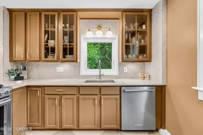 10 Passaic Avenue, Roseland, NJ 07068 - Photo 30
