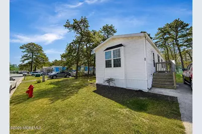 65 Woodchuck Parkway, Whiting, NJ 08759 - Photo 2