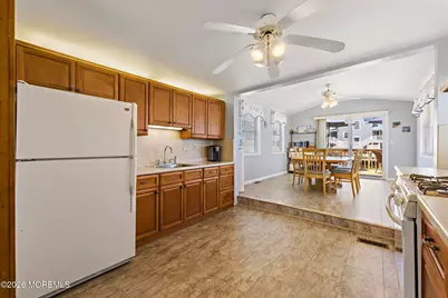 22 Joan Drive, Manahawkin, NJ 08050 - Photo 10