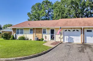 30B Edinburgh Ln, Manchester Township, NJ 08759 - Photo 2