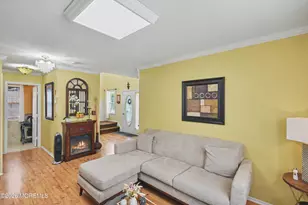 129 Hamlet Ct, Toms River Township, NJ 08753 - Photo 10