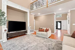 26 Goshawk Ct, Morganville, NJ 07751 - Photo 20