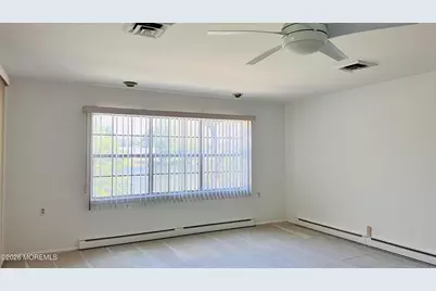 587 B Lake Point Drive, Lakewood, NJ 08701 - Photo 16