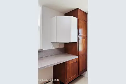 587 B Lake Point Drive, Lakewood, NJ 08701 - Photo 28