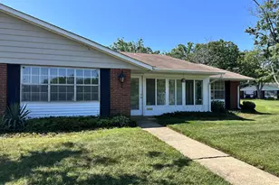 587B Lake Point Dr, Lakewood, NJ 08701 - Photo 1